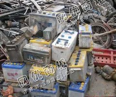 江西鹰潭地区黑皮铅酸电瓶回收