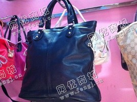 四川眉山地区优质皮包回收