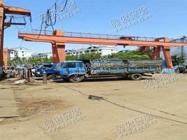 出售10/3吨双主梁龙门吊，26米跨度，外悬各7米