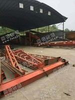 出售两台单梁龙门吊，起升高度4.5，包厢式，5吨，跨度：18M