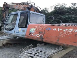 出售一台200-5带伐挖掘机