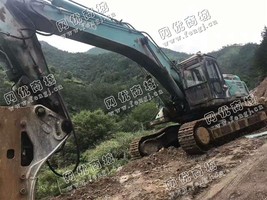 出售一台11年480超8挖机带德克175加强型炮头