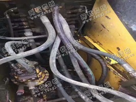 出售一台小松130-7挖掘机