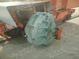 出售一台双主梁龙门63/10升高15米跨度30米，9成新八轮四驱动