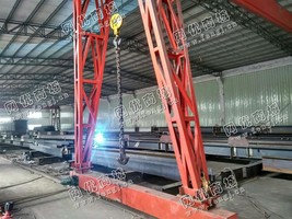 2台行车跨度15米，高度7.5米，起重5吨
