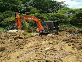 出售一台原版斗山55挖掘机
