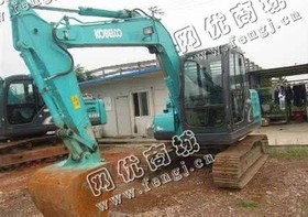 出售一台精品神钢250超8黑大驾