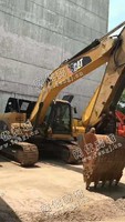 出售一台卡特320d挖掘机