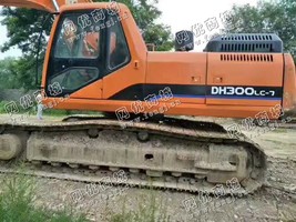 斗山dh300lc-7挖掘机出售