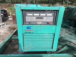 出售一台美国康明斯400KW发电机组