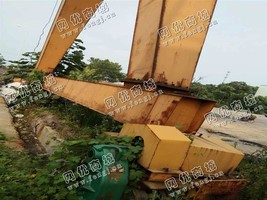 出售一台32吨20米+6米双梁龙门吊