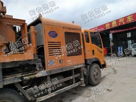 出售一台力诺v8泵车