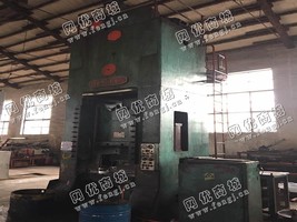 出售一台J31-315闭式单点冲床
