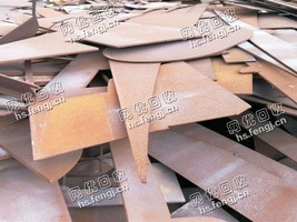 8个厚钢板料在线回收