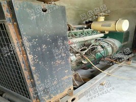 出售一台上柴250KW发电机组