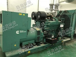 出售一台康明斯512KW发电机组