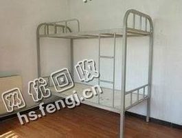 旧的上下铺铁床回收