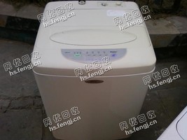 旧老式5公斤全自动洗衣机回收
