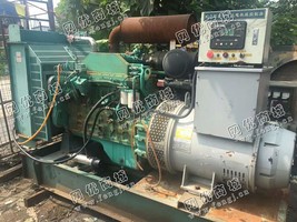 出售一台康明斯150KW发电机组