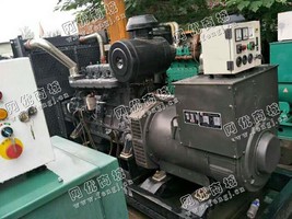 出售一台上柴300KW发电机组