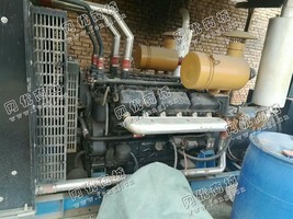 出售一台上柴300KW发电机组