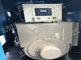 出售一台康明斯550KW发电机组
