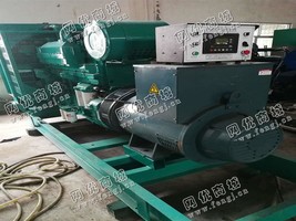 出售一台康明斯360KW发电机组