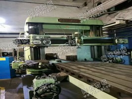 出售一台MODEL B2116龙门铣磨刨床