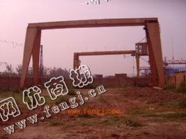 出售一台10吨16+4+4米单梁行车