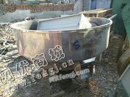 出售1台二手0.5吨拌料桶