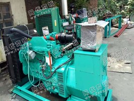 出售一台康明斯150KW发电机组