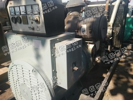 出售一台玉柴250KW发电机组