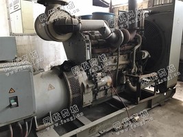 出售一台康明斯350KW发电机组
