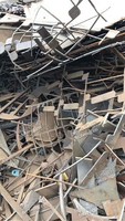4个厚钢板料回收