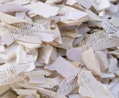 江苏扬州高邮出售PVC白色扣板破碎料