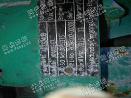 出售一台康明斯330KW发电机组带静音箱