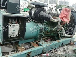 出售一台斯尔太280KW发电机组