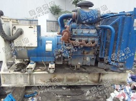 出售一台珀金斯400KW发电机组