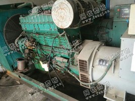 出售一台康明斯220KW发电机组