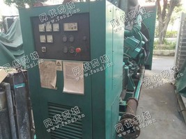 出售一台康明斯500KW发电机组