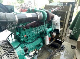 收购康明斯310KW发电机组