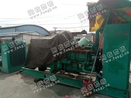 出售一台康明斯400KW发电机组