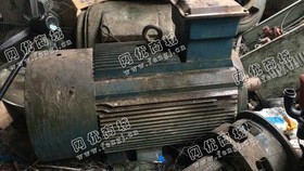 出售一台Y3-355M2-6  185KW/380V三相异步电动机