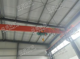 出售一台3T12.9米跨度单梁行车