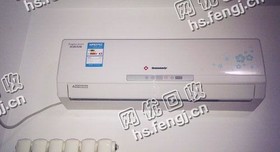 格力1.5p挂式空调回收