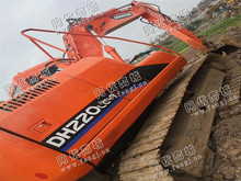 重庆万州地区出售11年斗山150-7挖掘机